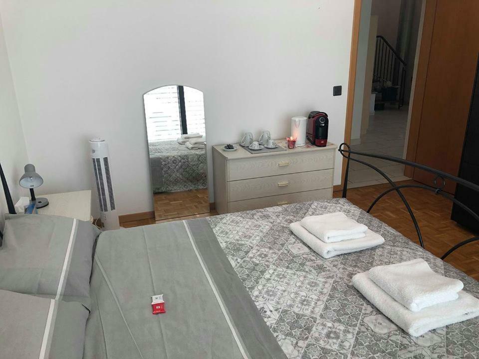 贝林佐拉Casa Ines公寓 外观 照片